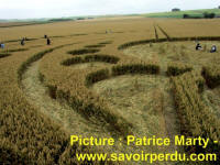 Avebury Stone Circle, Wiltshire crop circle, aerial photo 70